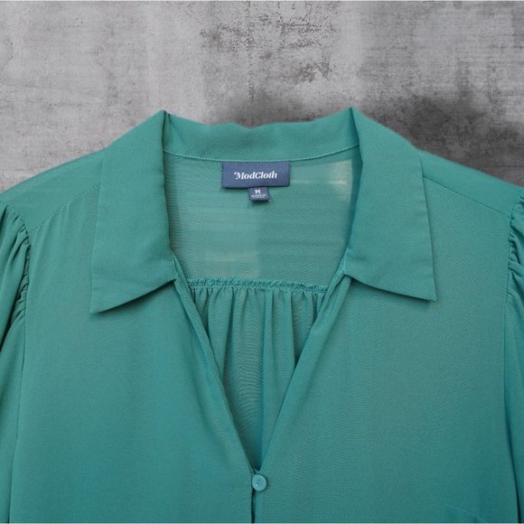 Modcloth Jade Green Sheer Chiffon Buttoned Blouse sz M - Picture 3 of 5
